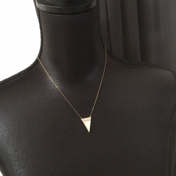 NEW Necklace - Picture 4 of 4